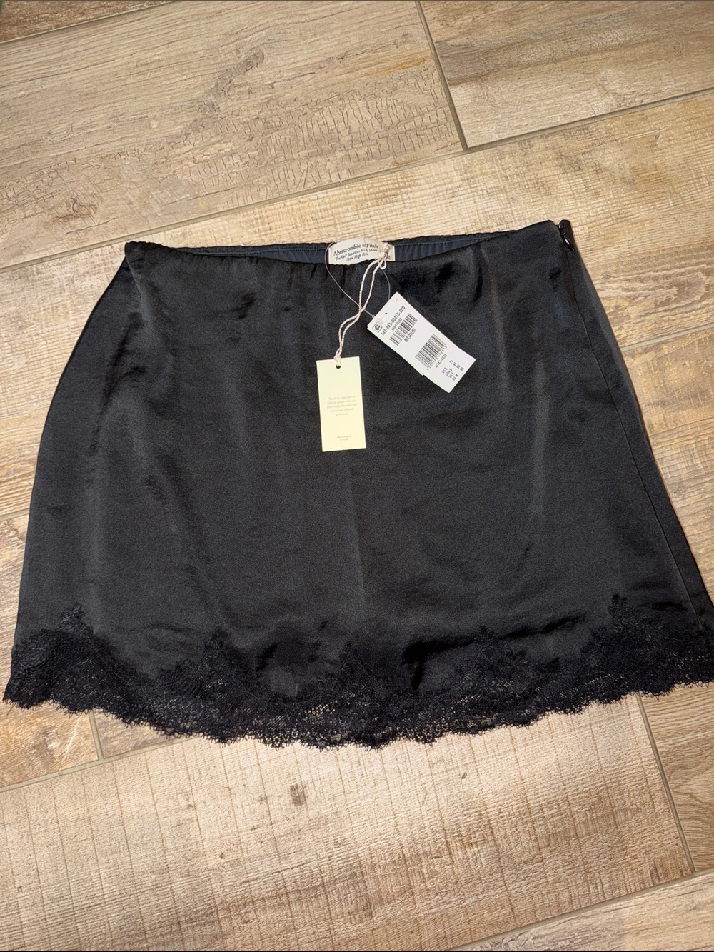 Abercrombie & Fitch Black Lace-Trim Mini Skort